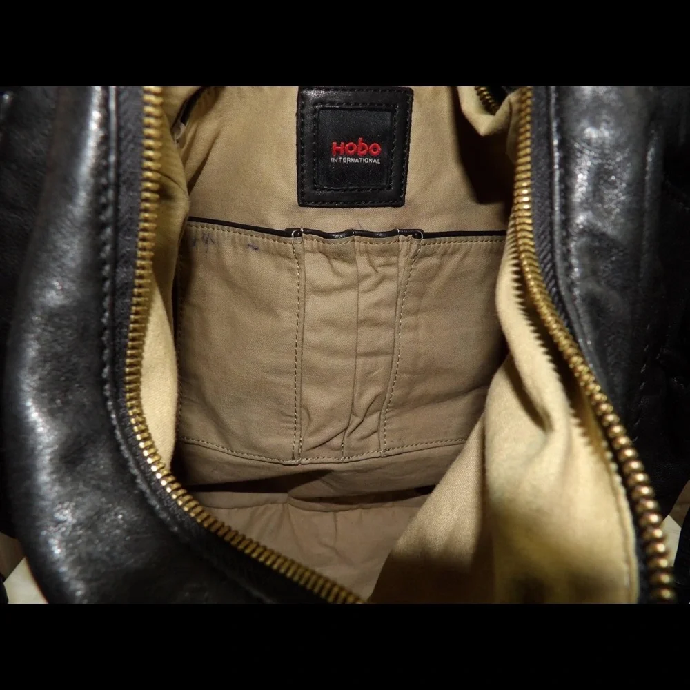 HOBO Black Leather Hobo Shoulder Bag